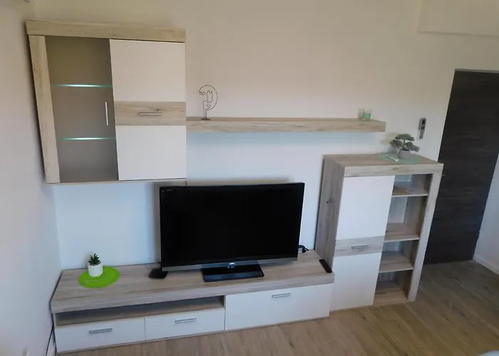 Lara * ポルトローシュ