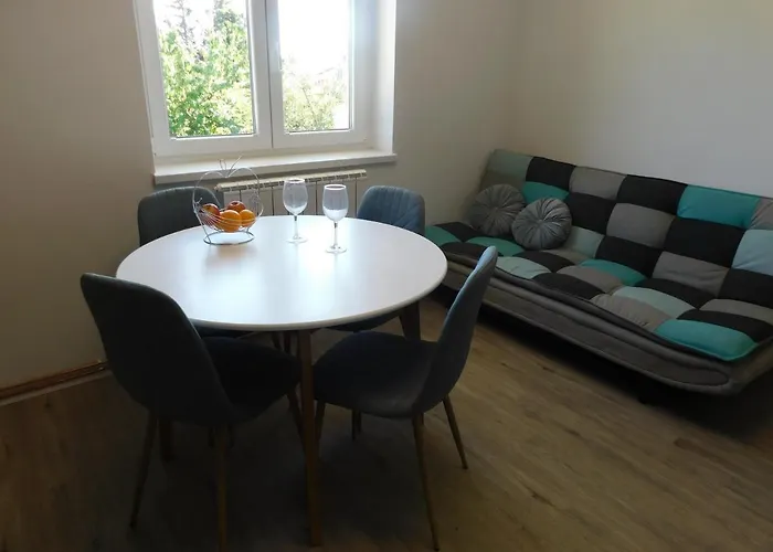 Lara * ポルトローシュ